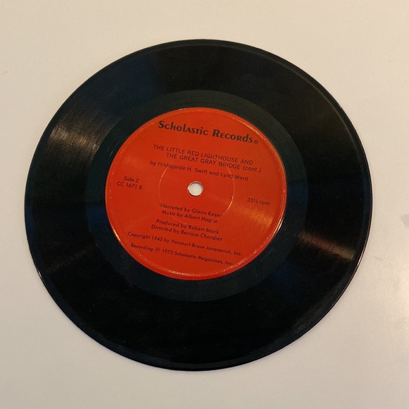 Vintage Book and Record Scholastic “The Little Red Lighthouse…” - Picture 2 of 10